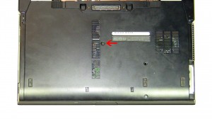 Remove the (2) 3mm x 3mm hard drive screws. 
