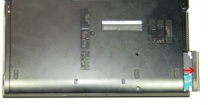 Remove the hard drive screws (2 x M3 x 3mm).