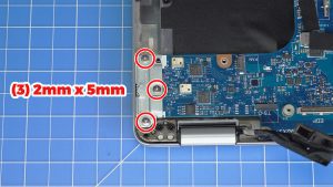 Unscrew the motherboard (3 x M2 x 5mm) (4 x 