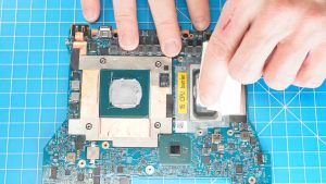 ***BEFORE REINSTALLING YOUR HEATSINK: Completely wipe off the old thermal paste from the processors and heatsink.
